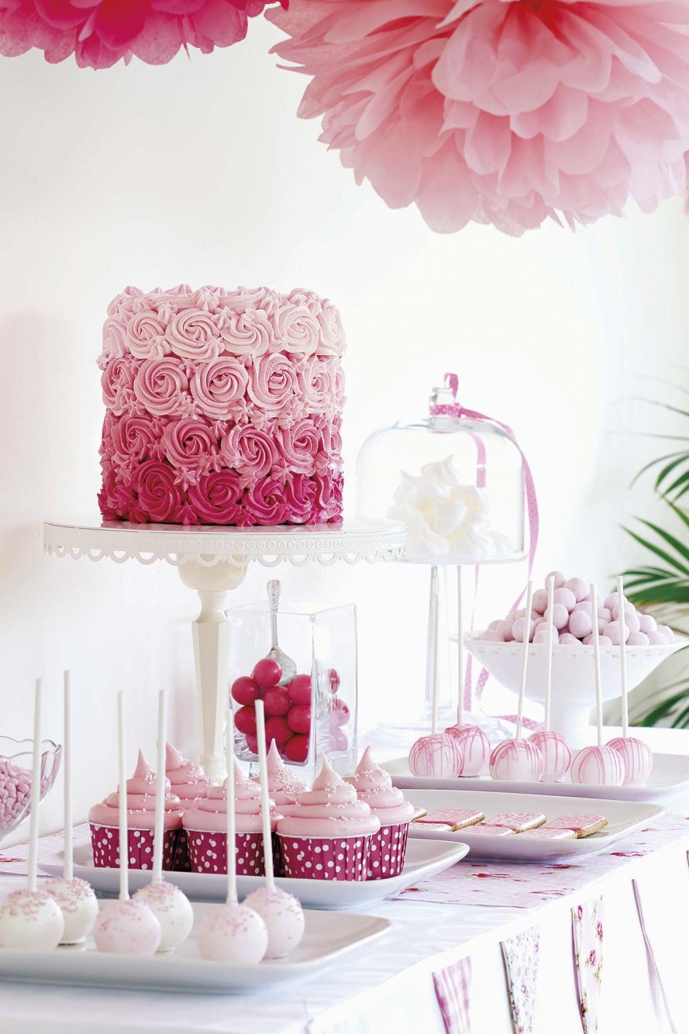 mesa-dulces-y-tarta-baby-shower-1533642615