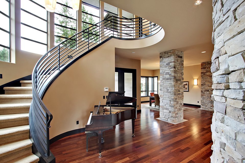 23480jd_int_stair_1485537962