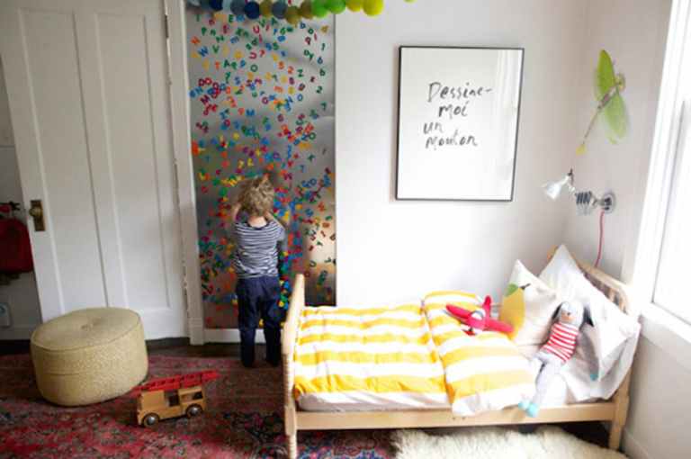4.-diy-magnet-wall-Oh-Happy-Wall