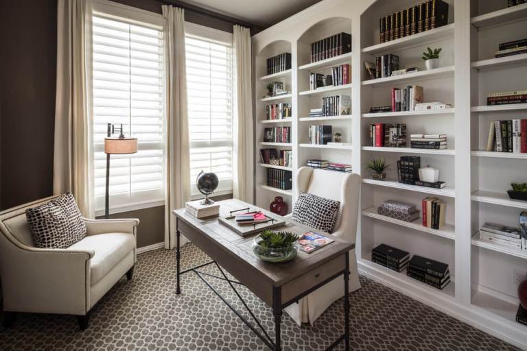 7.-transitional-home-office-Highland-Homes