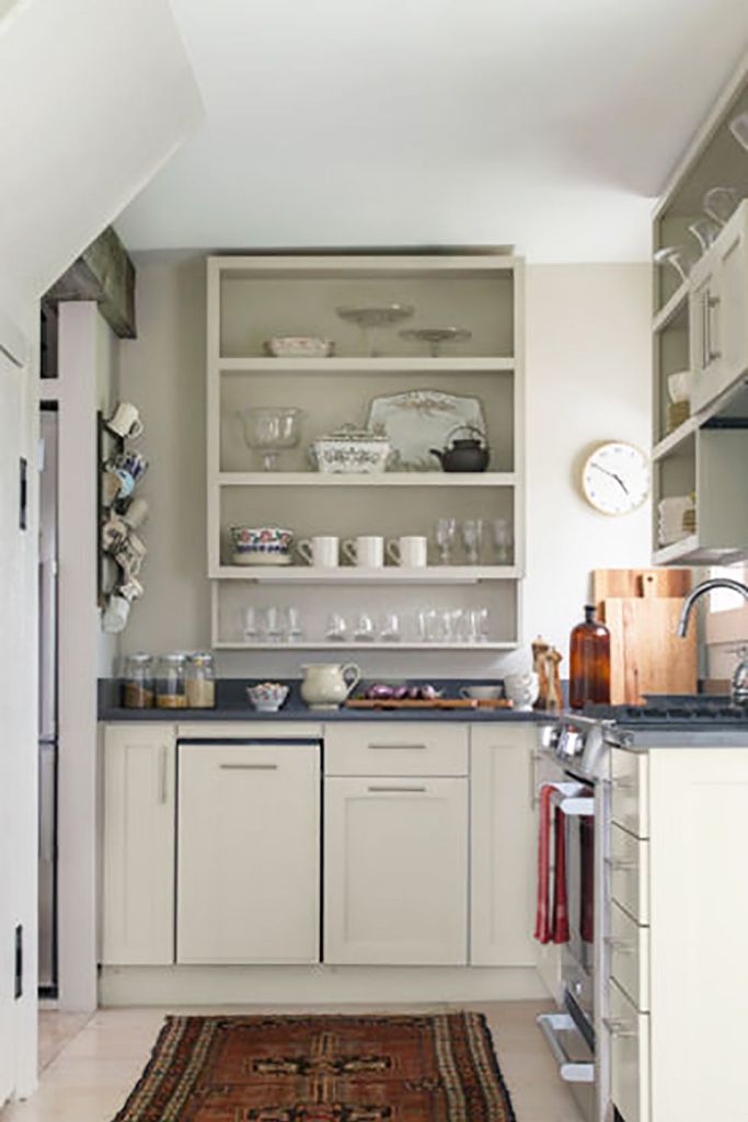 8.-Decorative-Rug-John-Gruen