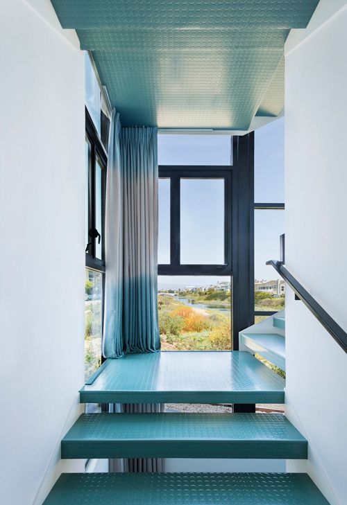 edc-web-tour-alexandra-loew-03-1588098699